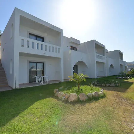Golden View Studios-2